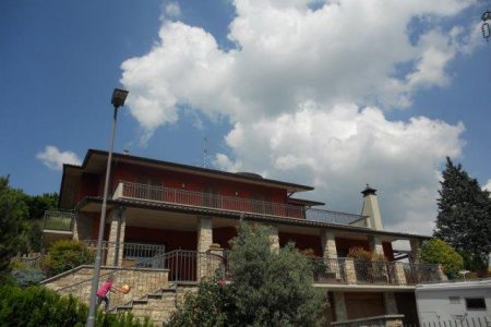Villa unifamiliare  a Almè (Bg)